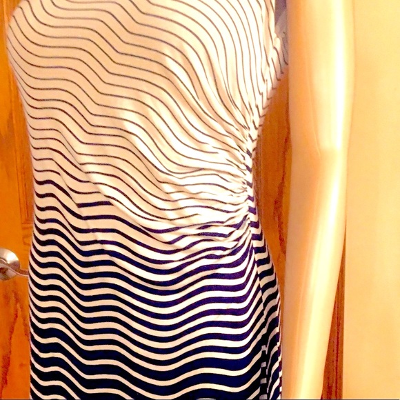 Loft Striped Dress Gathered waist on one side, Ideal way to slim tummy! Genius - Picture 2 of 2